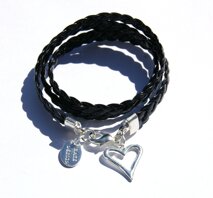 Svart flätat läderimitations armband