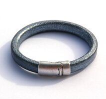 Läderarmband, riktigt tjockt i mörkgrå metallic